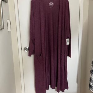 Coat length soft light weight sweater. Size 5X